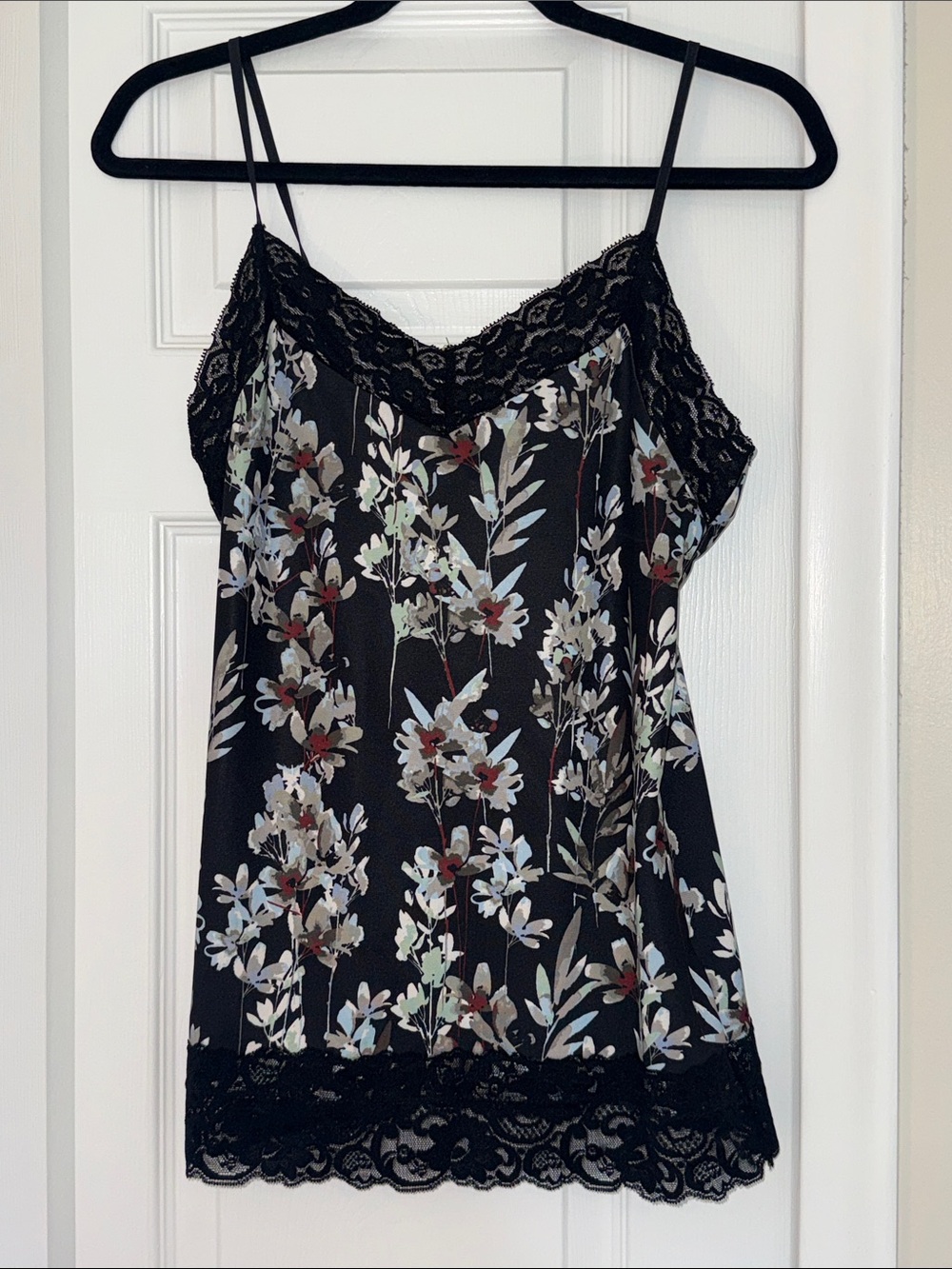 White House Black Market Black Floral Lace Trim Satin Cami